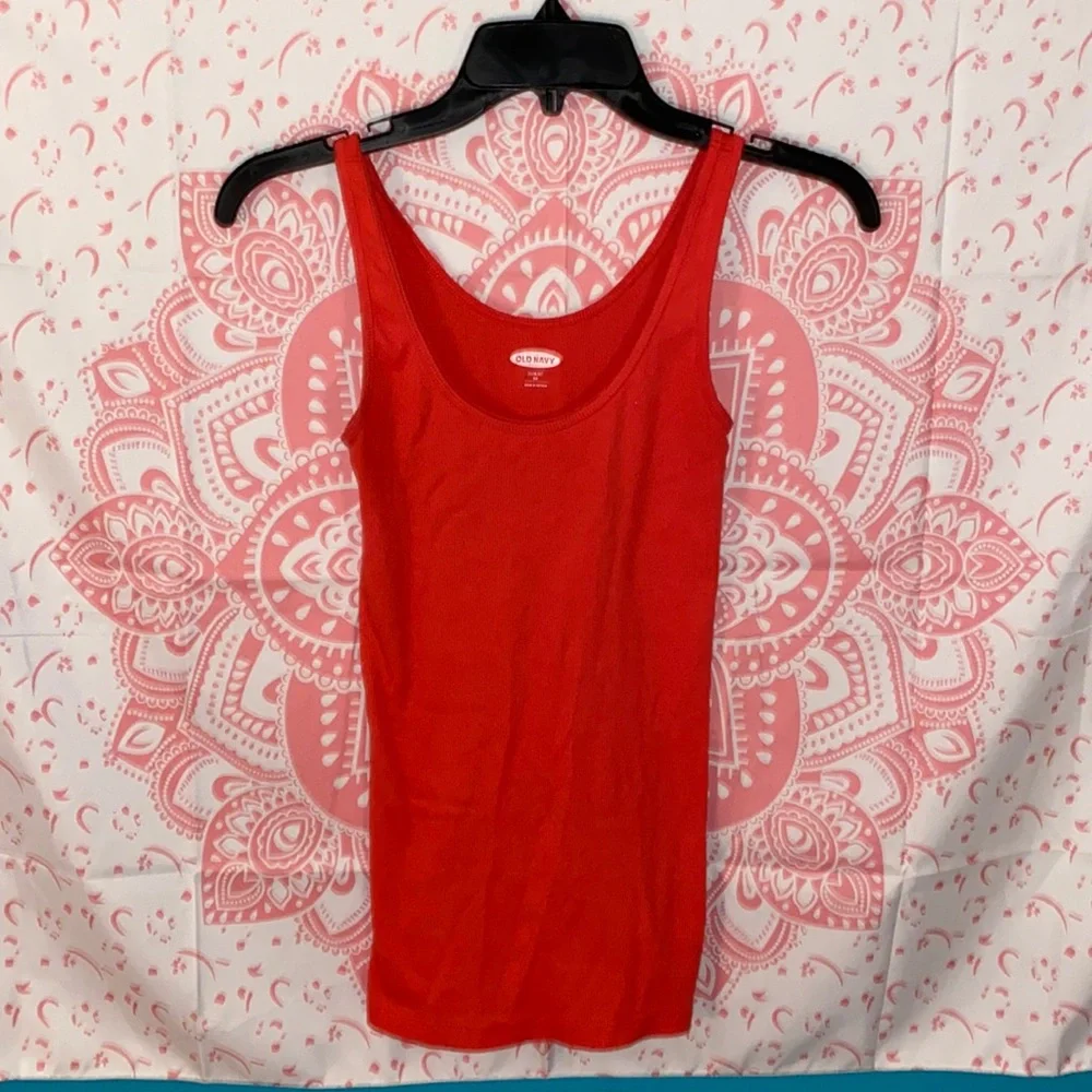 Old Navy tank top - Picture 1 of 2
